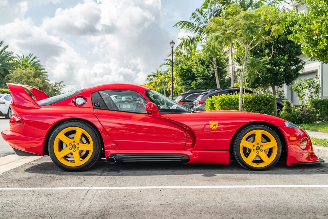 1997 Dodge Viper GTS 2nd Gen - Image 4 of 31