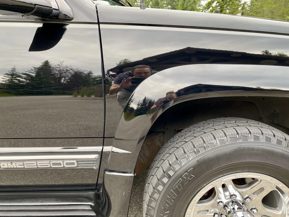 1997 GMC Suburban 8th Gen - Image 16 of 31