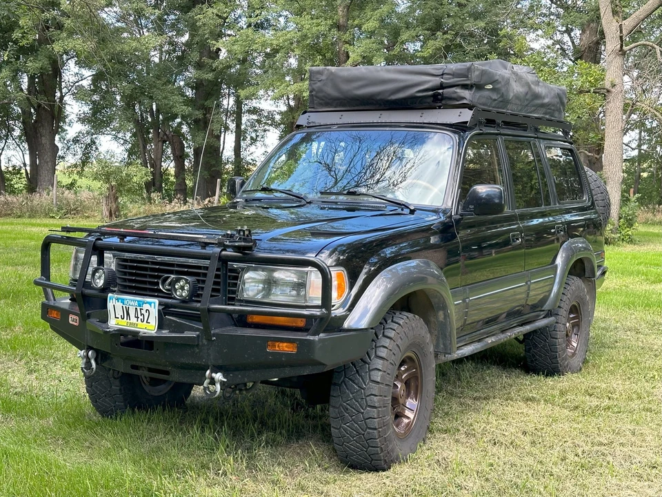 1997 Lexus LX 1st Gen - Image 10 of 31