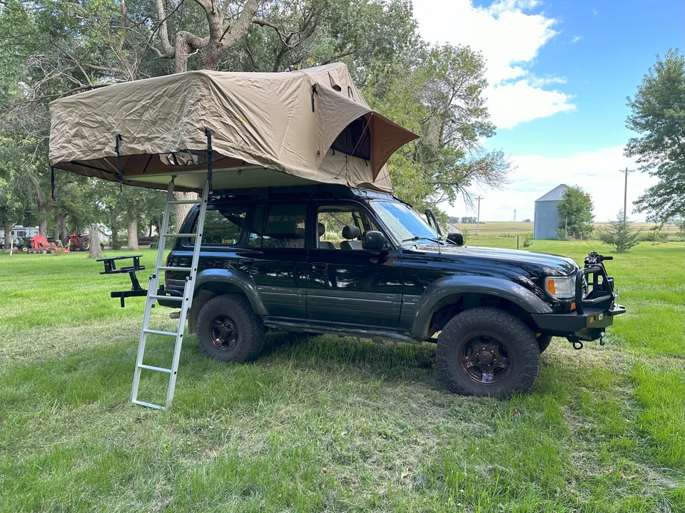 1997 Lexus LX 1st Gen - Image 20 of 31