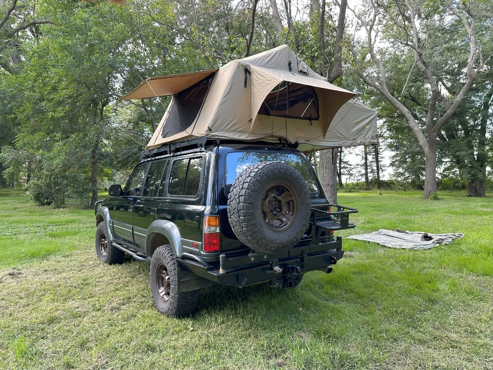 1997 Lexus LX 1st Gen - Image 24 of 31