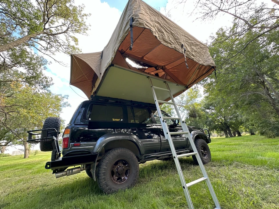 1997 Lexus LX 1st Gen - Image 22 of 31