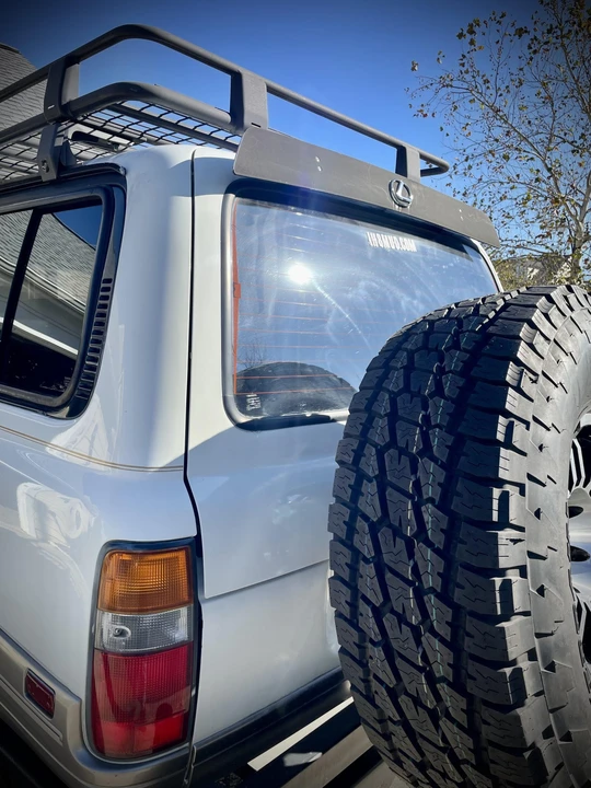 1997 Lexus LX 1st Gen - Image 21 of 31