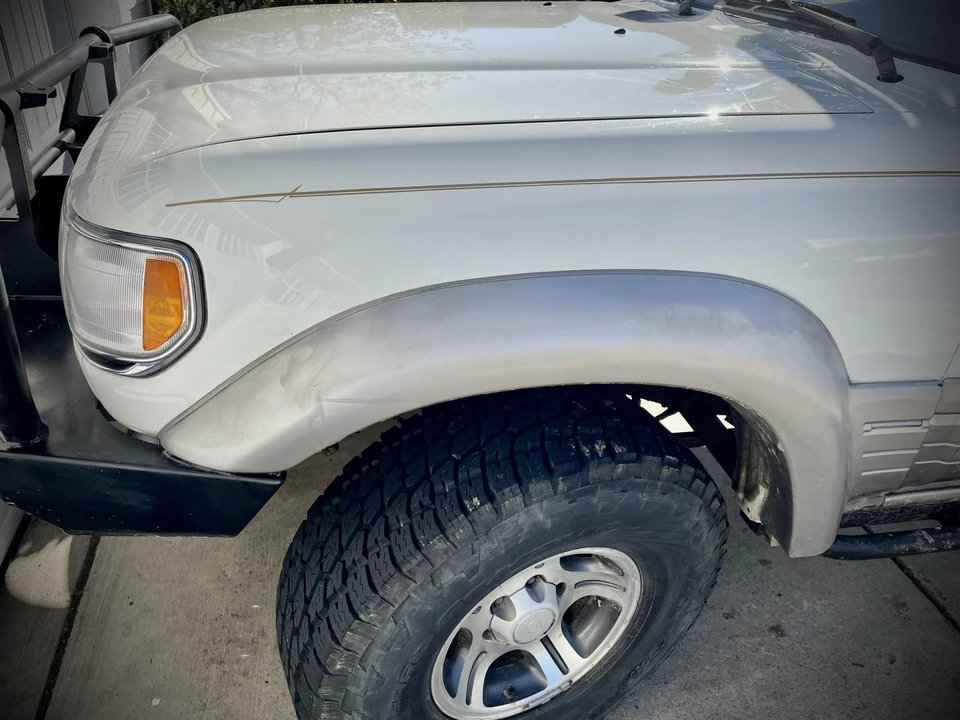 1997 Lexus LX 1st Gen - Image 19 of 31