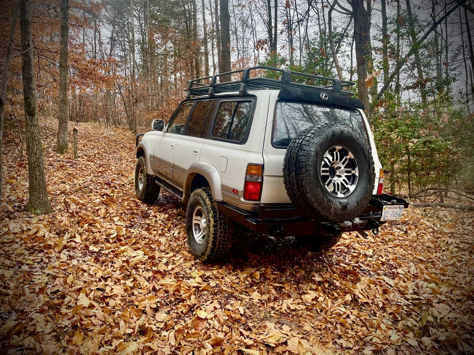 1997 Lexus LX 1st Gen - Image 6 of 31