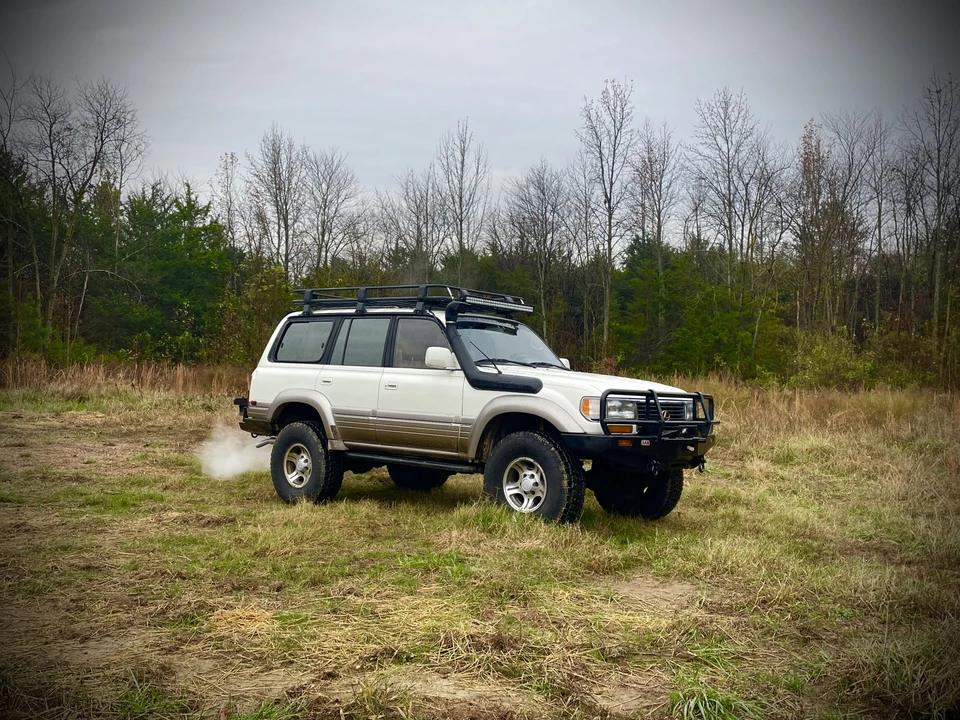 1997 Lexus LX 1st Gen - Image 8 of 31
