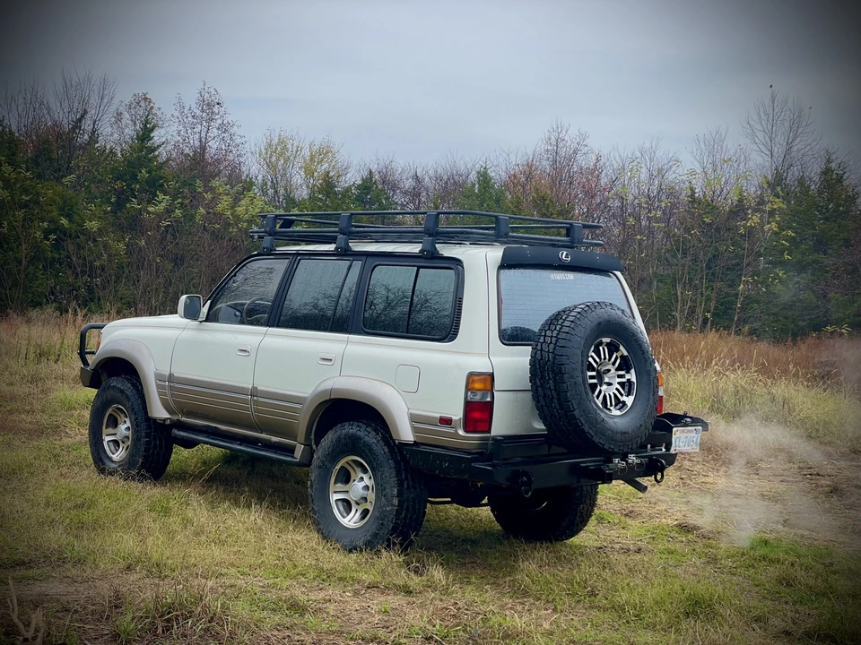 1997 Lexus LX 1st Gen - Image 5 of 31