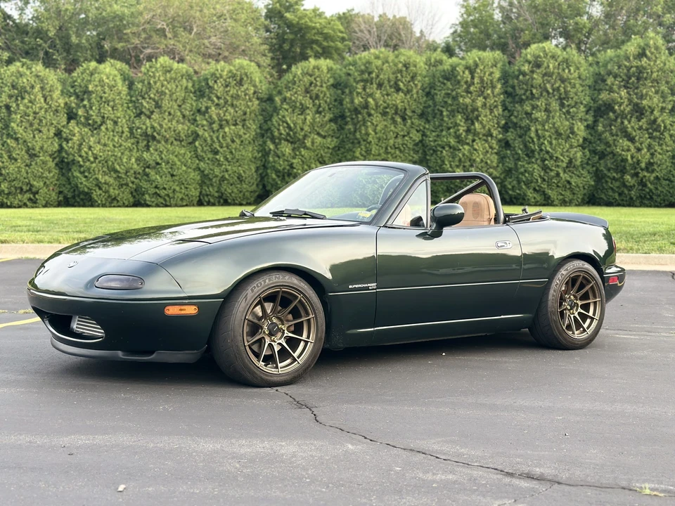 1997 Mazda NA MX-5 Miata - Image 2 of 31