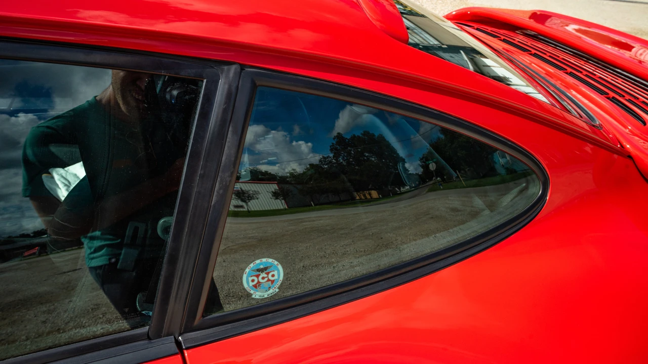 1997 Porsche 993 Carrera 4S - Image 26 of 31