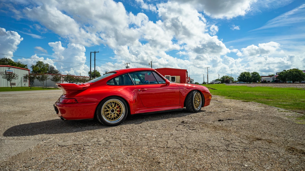 1997 Porsche 993 Carrera 4S - Image 13 of 31