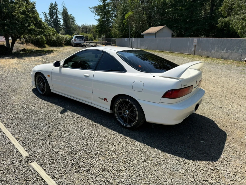 1998 Acura Integra Type R 3rd Gen - Image 15 of 31