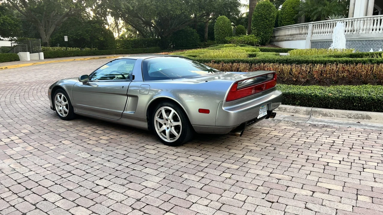 1998 Acura NA2 NSX - Image 12 of 31