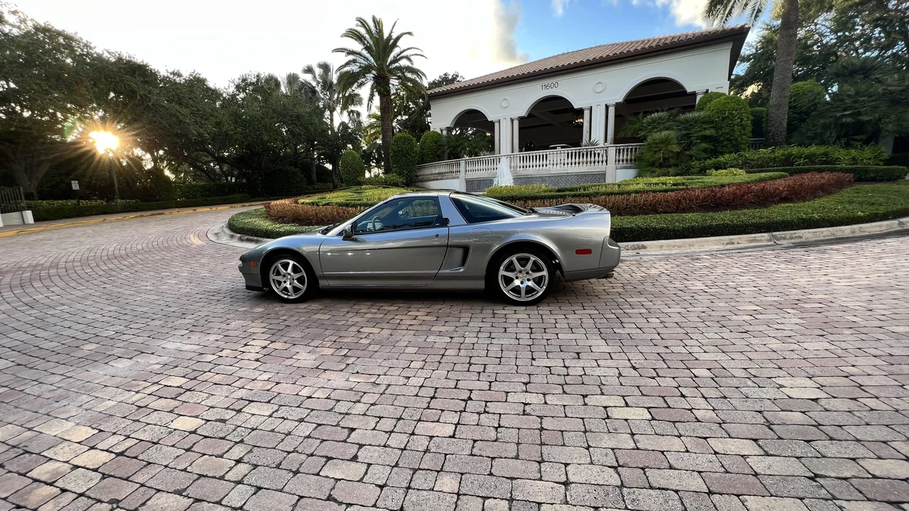 1998 Acura NA2 NSX - Image 10 of 31