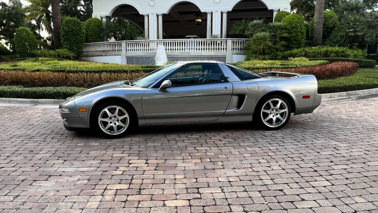 1998 Acura NA2 NSX - Image 8 of 31