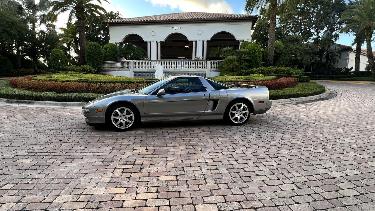 1998 Acura NA2 NSX - Image 9 of 31