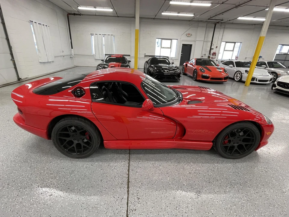 1998 Dodge Viper GTS 2nd Gen - Image 3 of 31