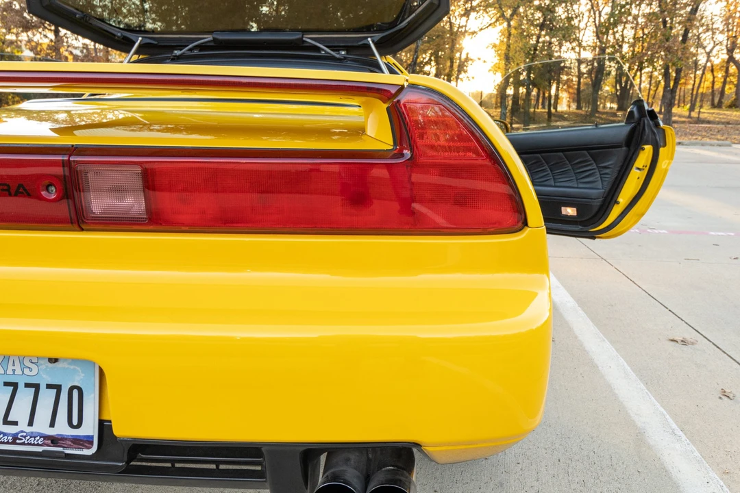 1999 Acura NA2 NSX - Image 12 of 31