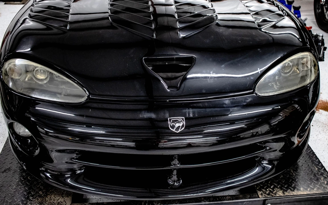 1999 Dodge Viper GTS 2nd Gen - Image 23 of 31