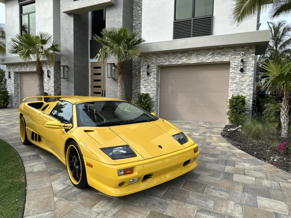 1999 Lamborghini Diablo VT - Image 23 of 31