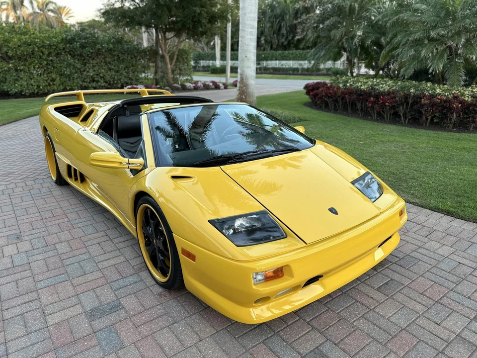 1999 Lamborghini Diablo VT - Image 25 of 31