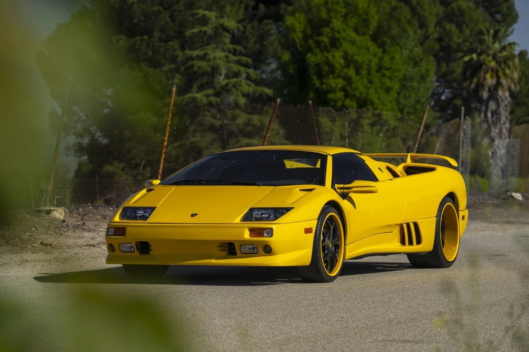 1999 Lamborghini Diablo VT - Image 2 of 31