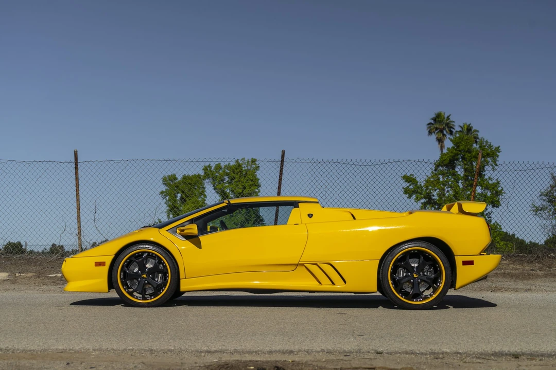 1999 Lamborghini Diablo VT - Image 14 of 31