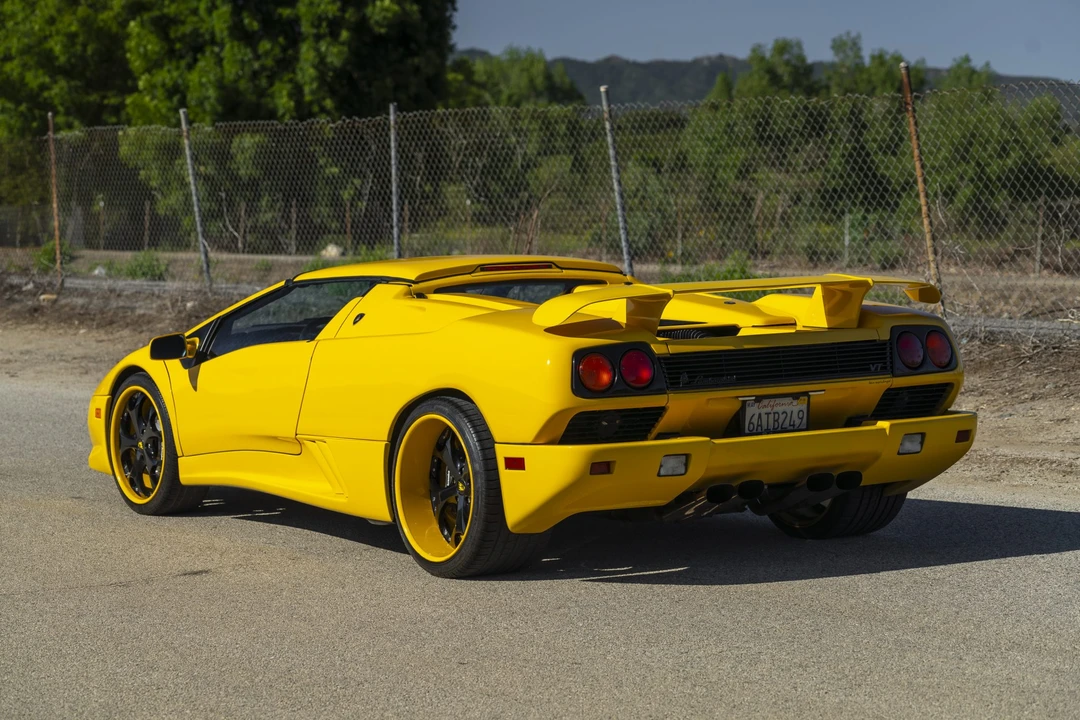 1999 Lamborghini Diablo VT - Image 19 of 31