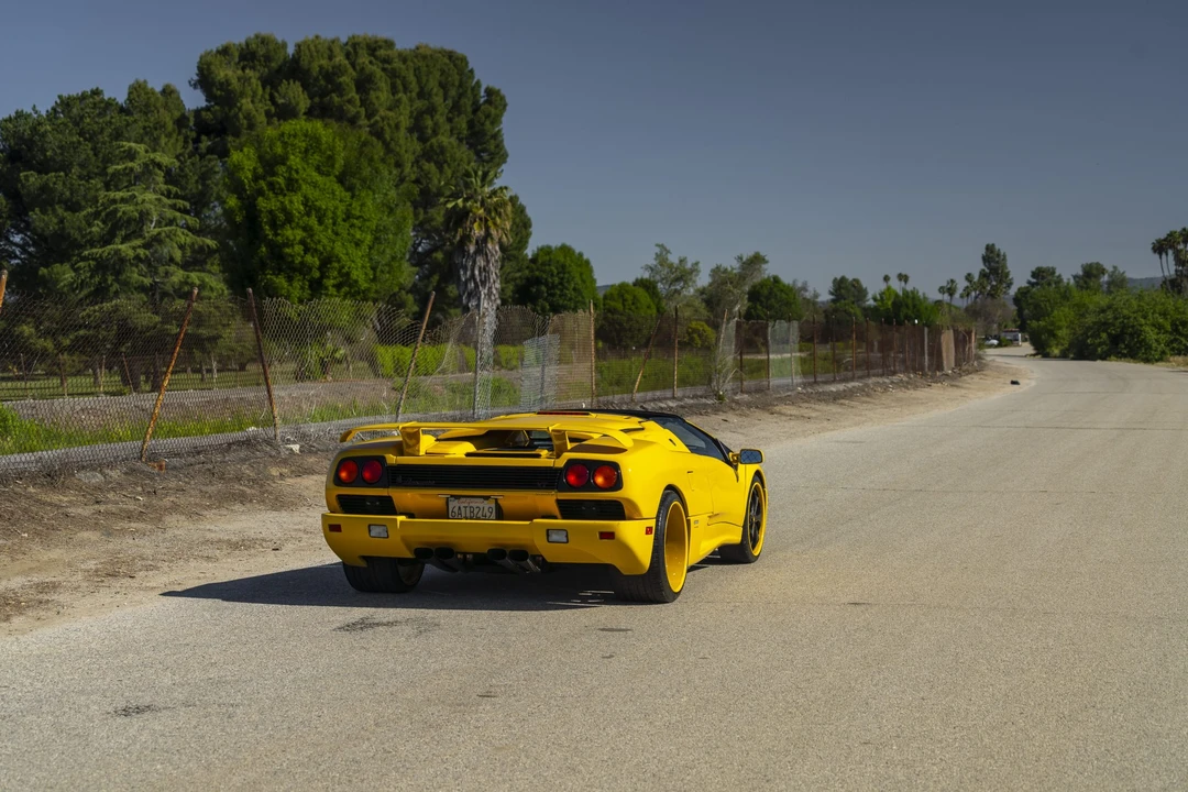1999 Lamborghini Diablo VT - Image 28 of 31