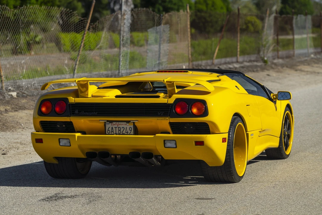1999 Lamborghini Diablo VT - Image 30 of 31