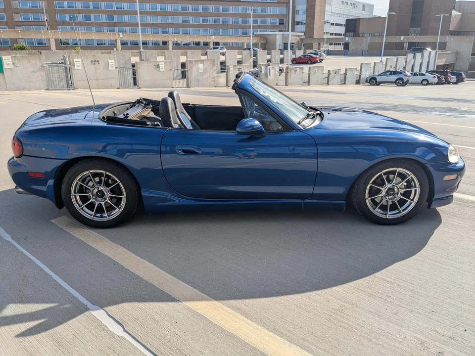 1999 Mazda NB MX-5 Miata - Image 9 of 31