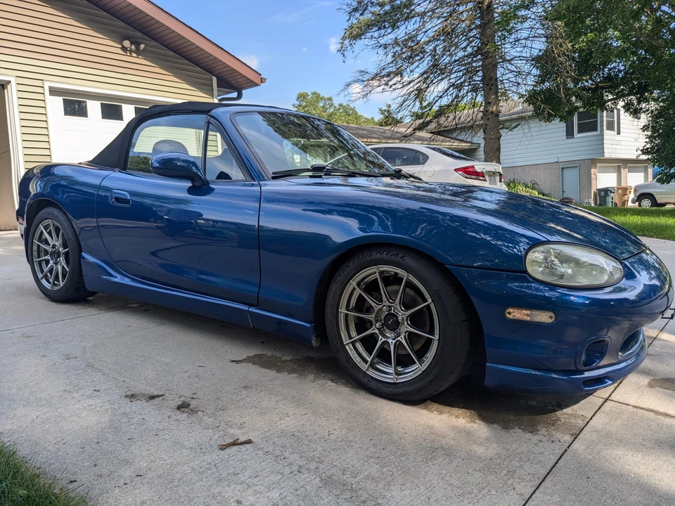 1999 Mazda NB MX-5 Miata - Image 17 of 31