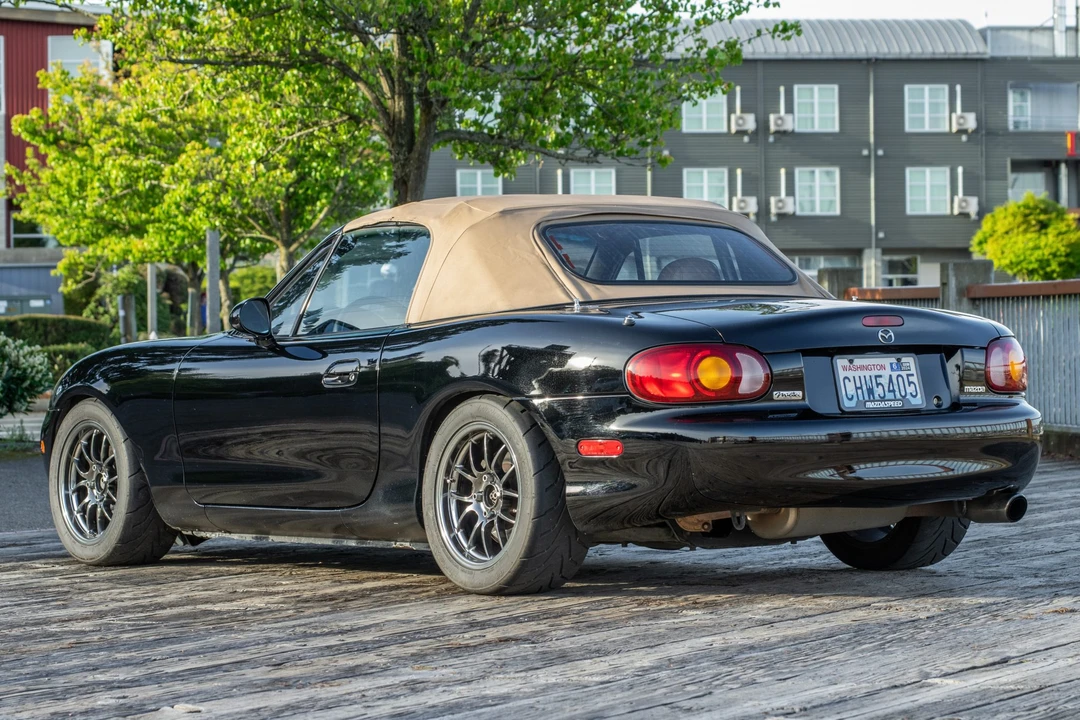 1999 Mazda NB MX-5 Miata - Image 21 of 31