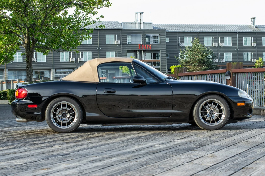 1999 Mazda NB MX-5 Miata - Image 24 of 31
