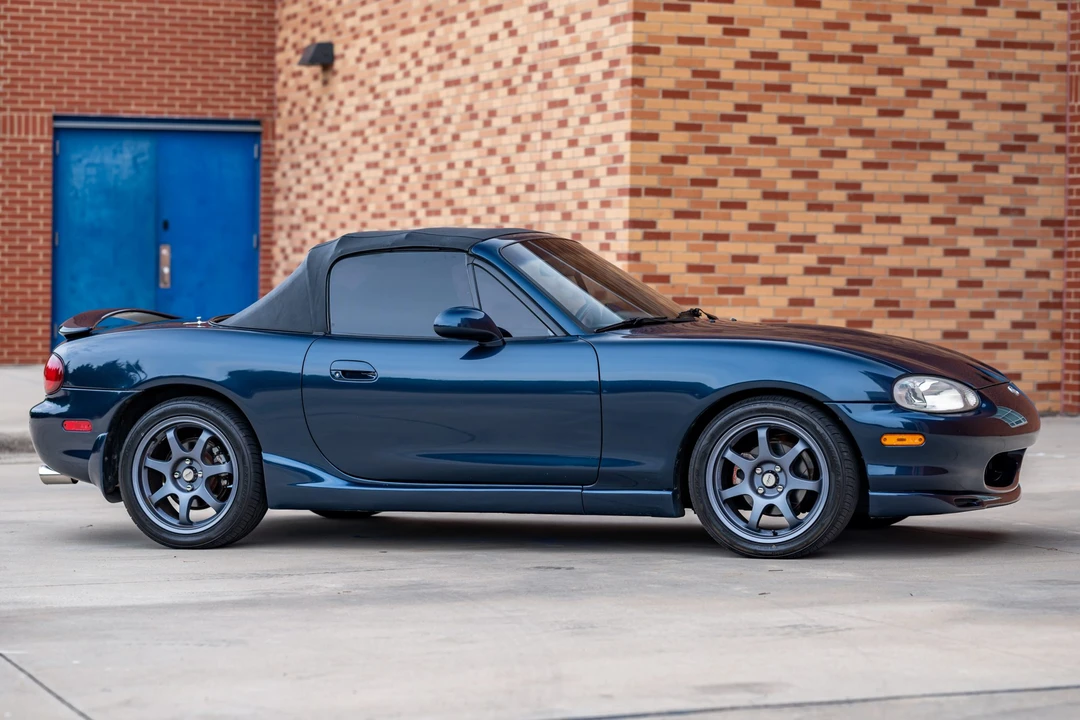 1999 Mazda NB MX-5 Miata - Image 13 of 31