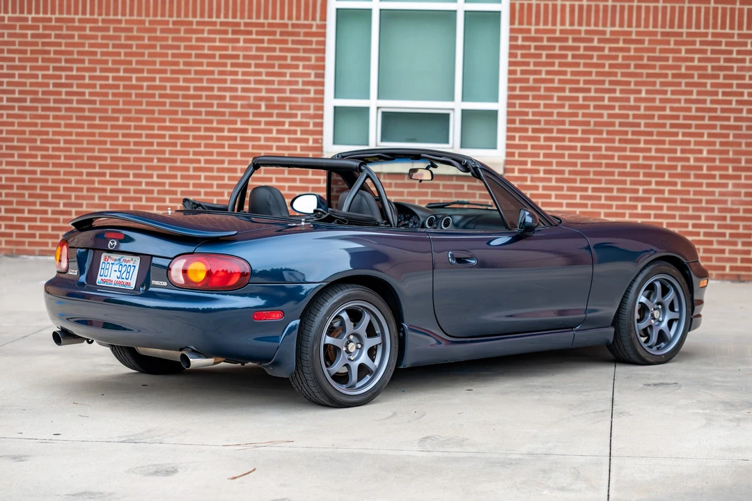 1999 Mazda NB MX-5 Miata - Image 5 of 31