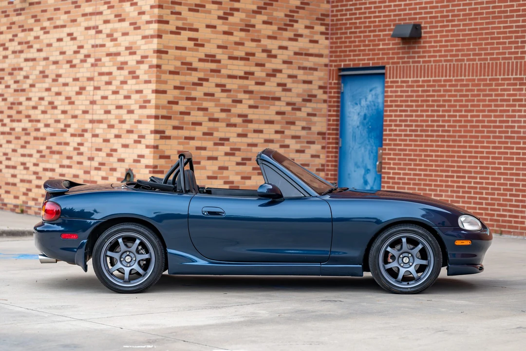 1999 Mazda NB MX-5 Miata - Image 4 of 31