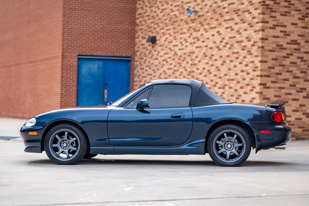 1999 Mazda NB MX-5 Miata - Image 17 of 31