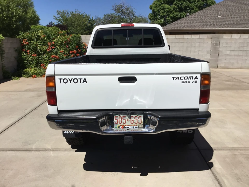 1999 Toyota Tacoma 1st Gen - Image 12 of 31