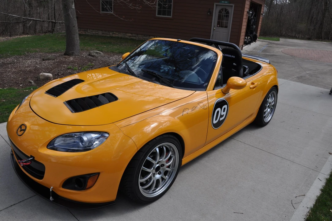 2009 Mazda NC MX-5 Miata - Image 4 of 31