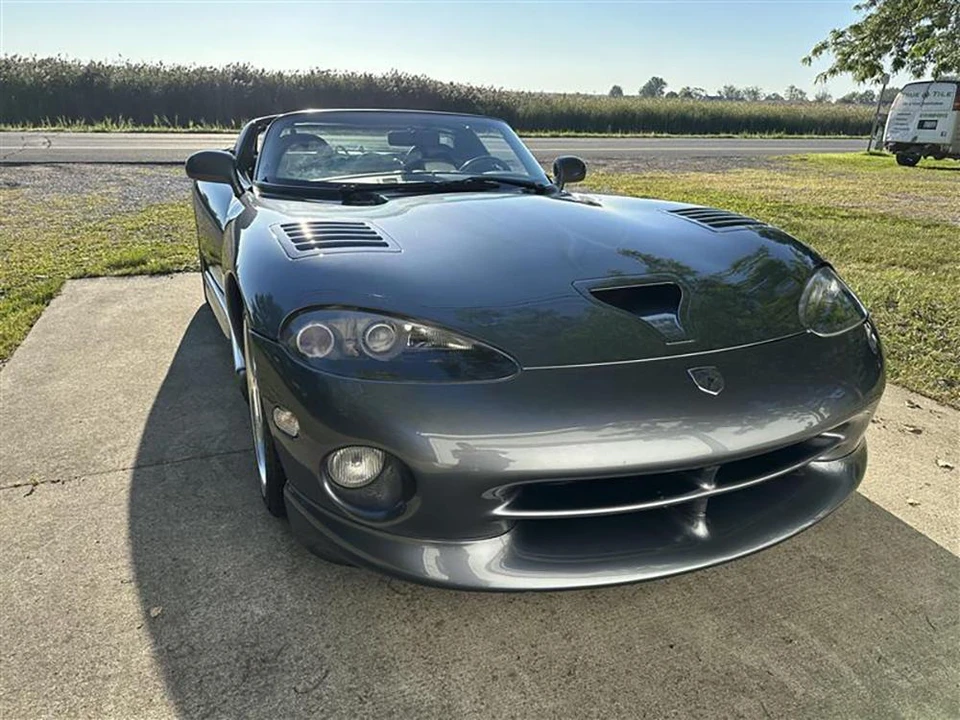 2000 Dodge Viper 2nd Gen - Image 16 of 31