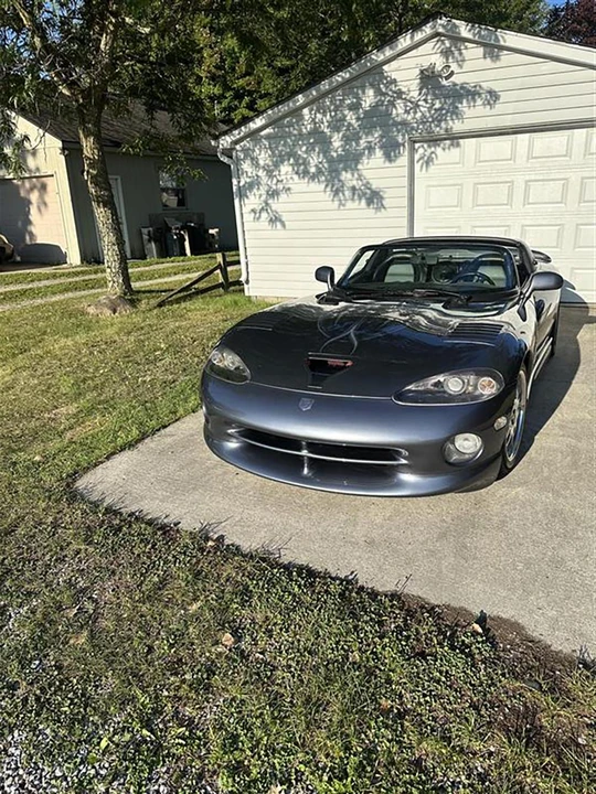 2000 Dodge Viper 2nd Gen - Image 2 of 31