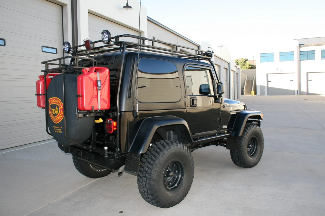 2000 Jeep TJ Wrangler - Image 9 of 31