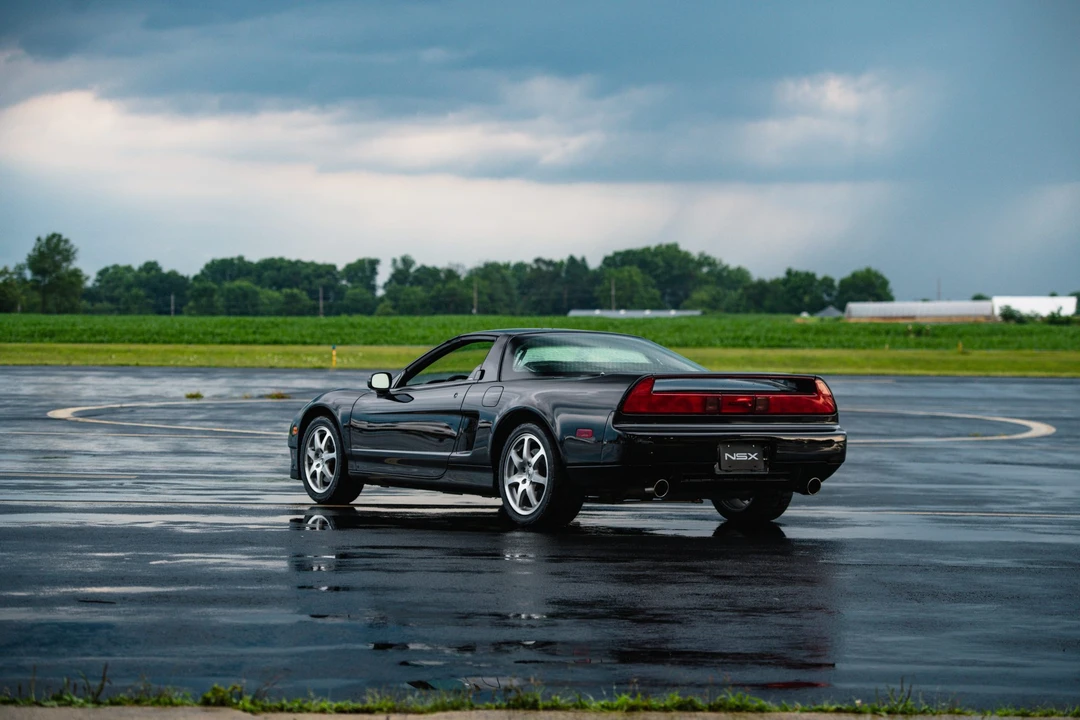 2001 Acura NA2 NSX - Image 11 of 31
