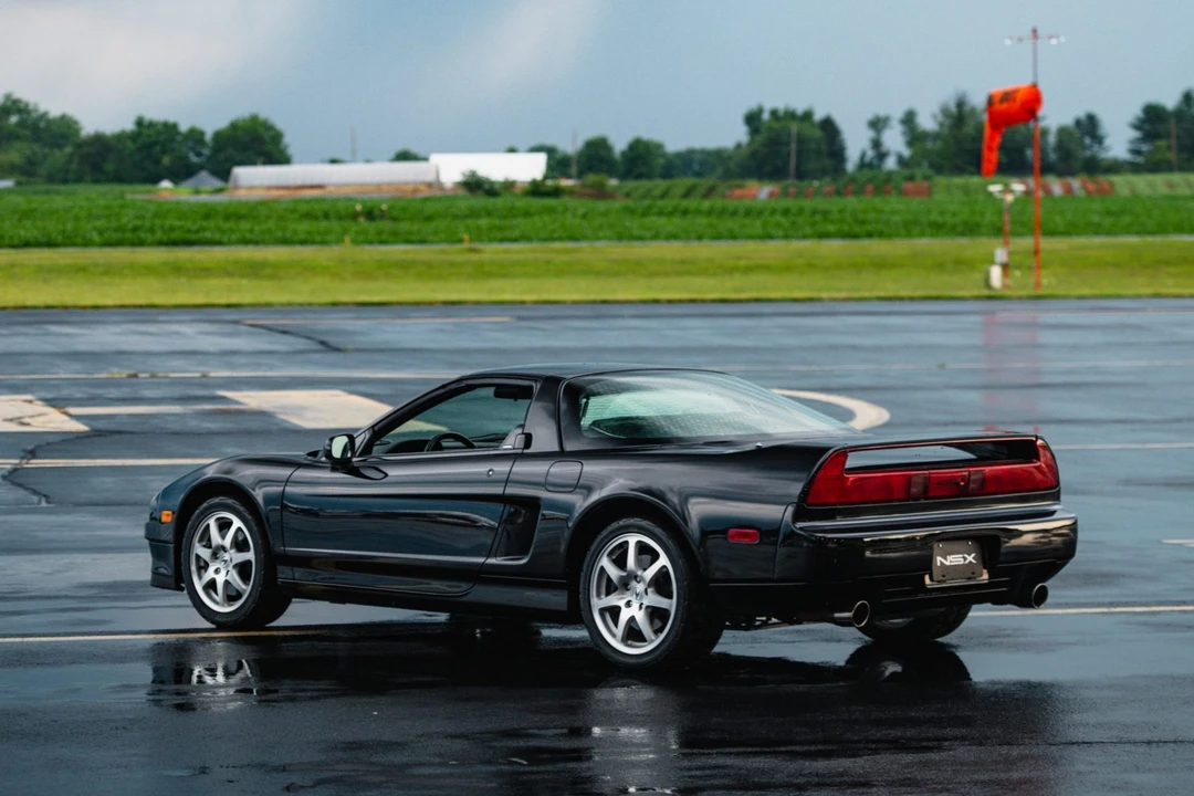 2001 Acura NA2 NSX - Image 9 of 31