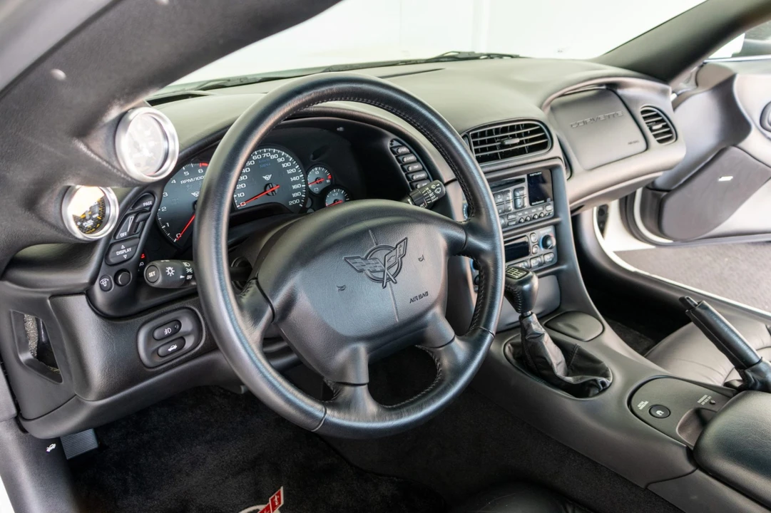 2001 Chevrolet Corvette C5 - Image 5 of 8