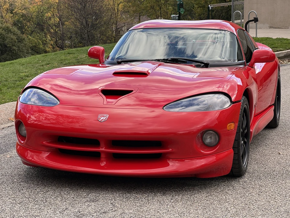 2001 Dodge Viper GTS 2nd Gen - Image 13 of 31