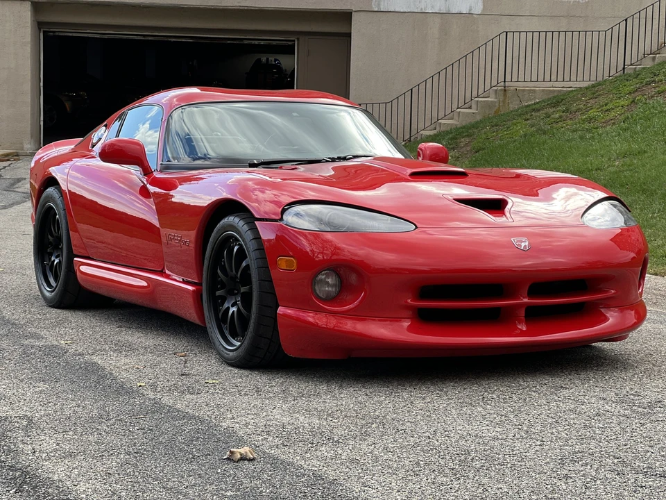 2001 Dodge Viper GTS 2nd Gen - Image 19 of 31