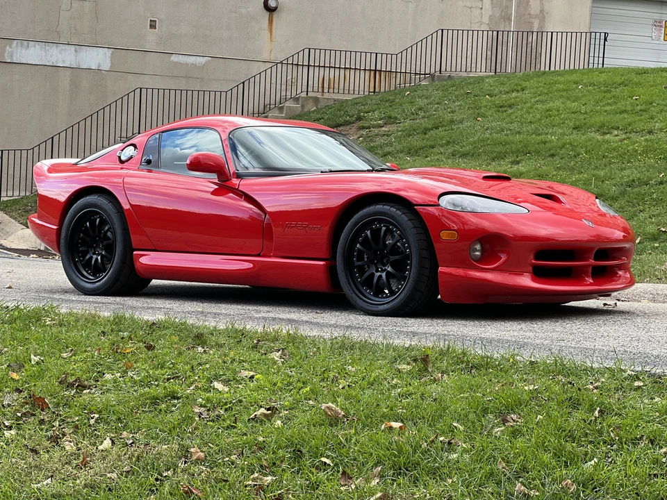 2001 Dodge Viper GTS 2nd Gen - Image 23 of 31