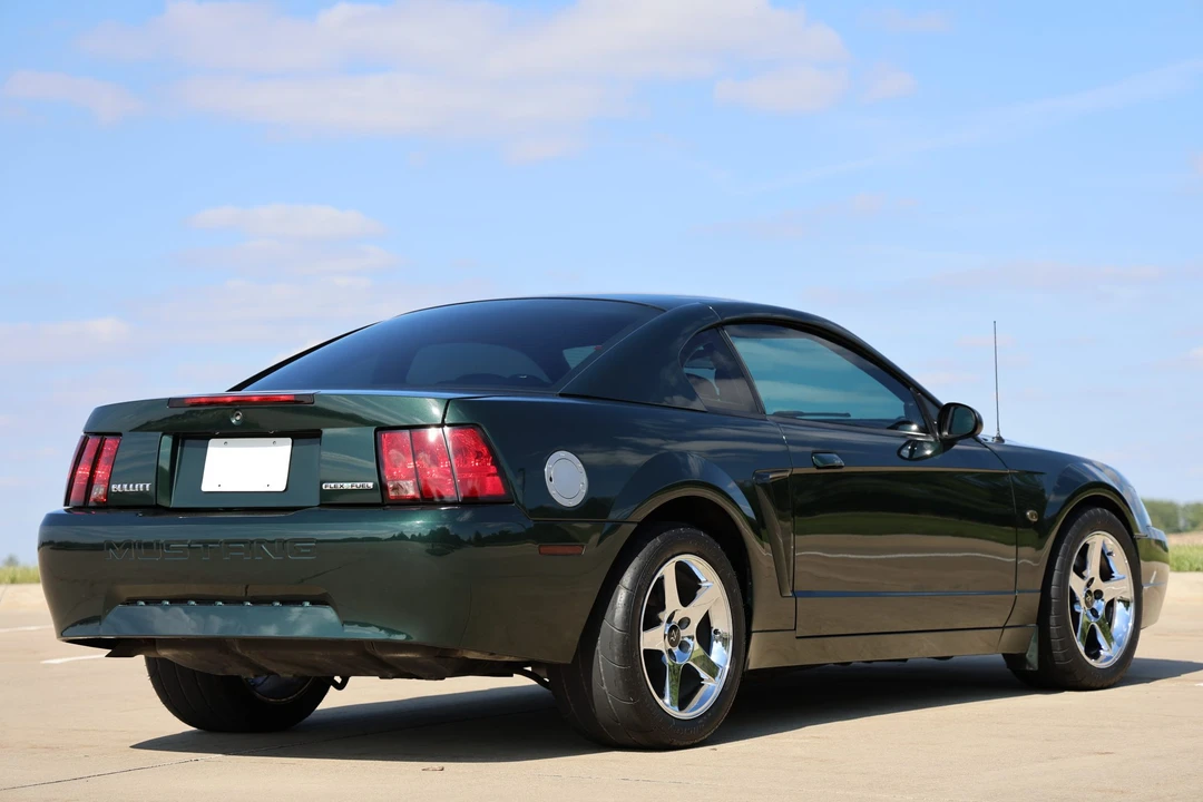 2001 Ford SN95 Mustang - Image 15 of 31
