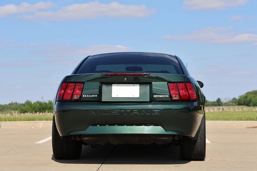 2001 Ford SN95 Mustang - Image 12 of 31